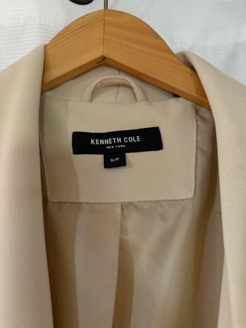 Kenneth Cole Cream Women's Blazer Jacket
